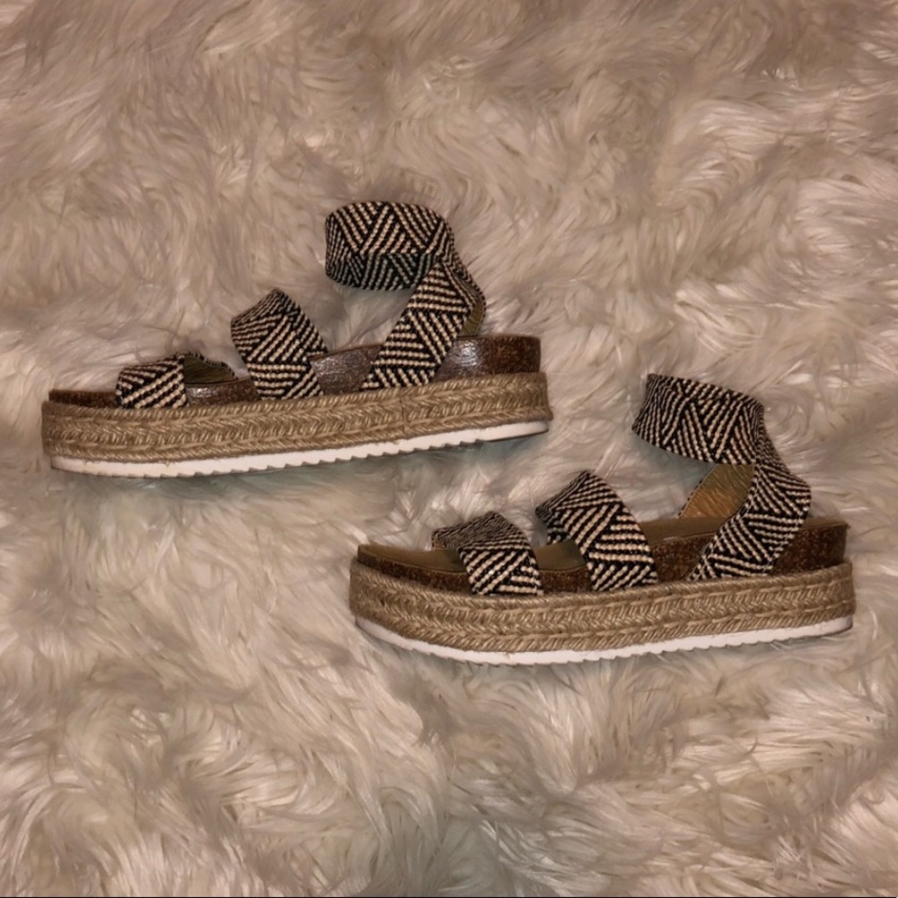 Steve Madden Platform Sandal